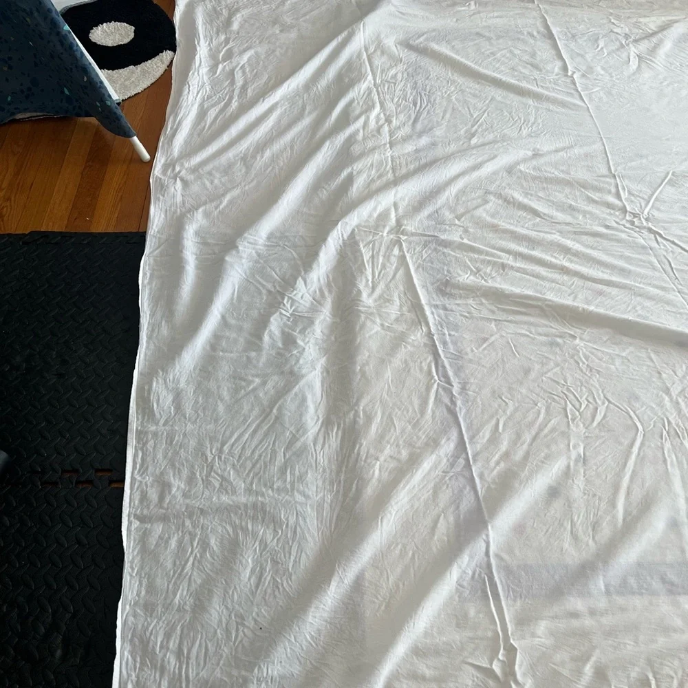 White Bedspread with navy Trim